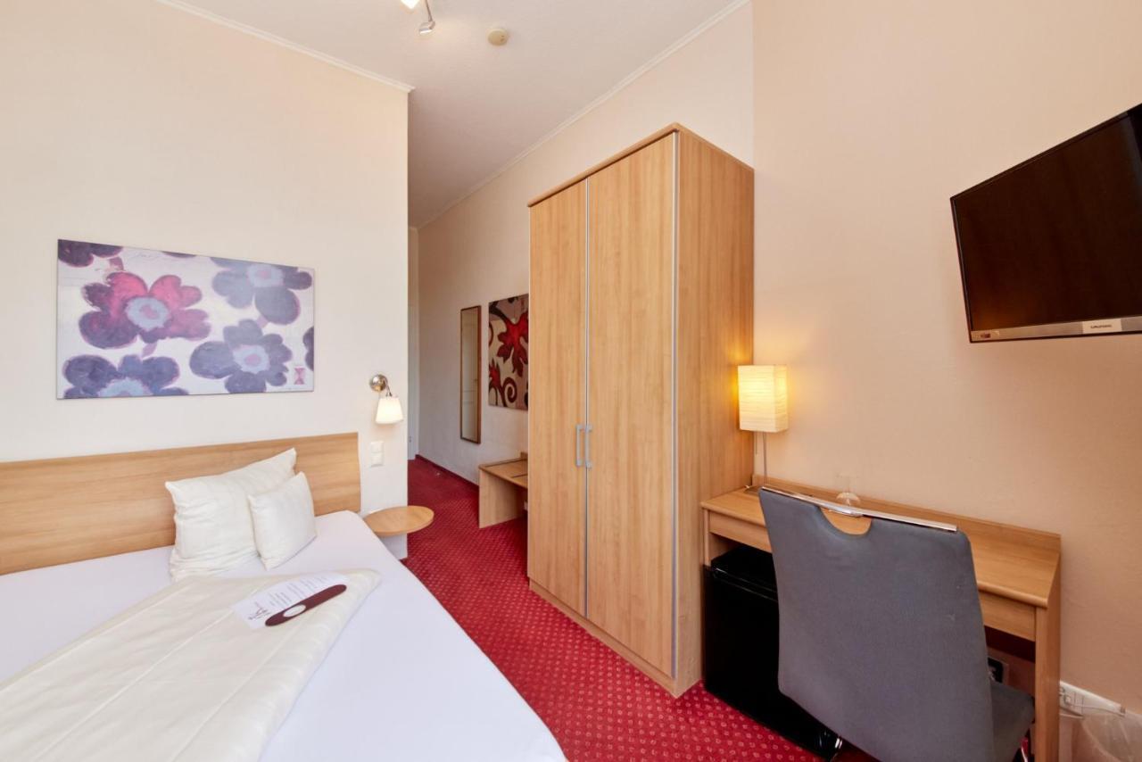 Moselhotel Roemischer Kaiser Bernkastel-Kues Bagian luar foto