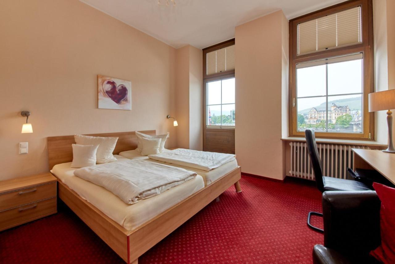 Moselhotel Roemischer Kaiser Bernkastel-Kues Bagian luar foto