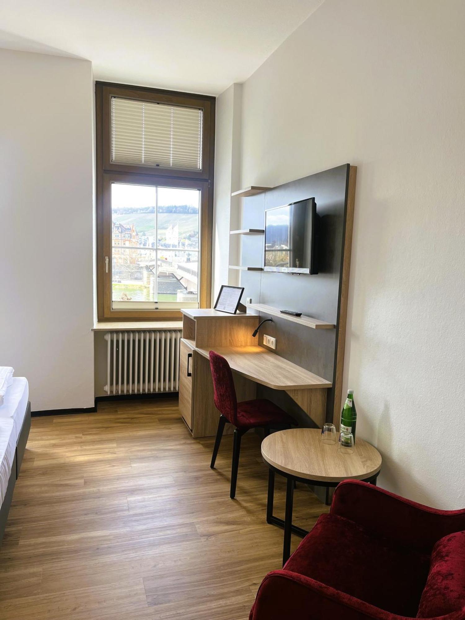 Moselhotel Roemischer Kaiser Bernkastel-Kues Bagian luar foto