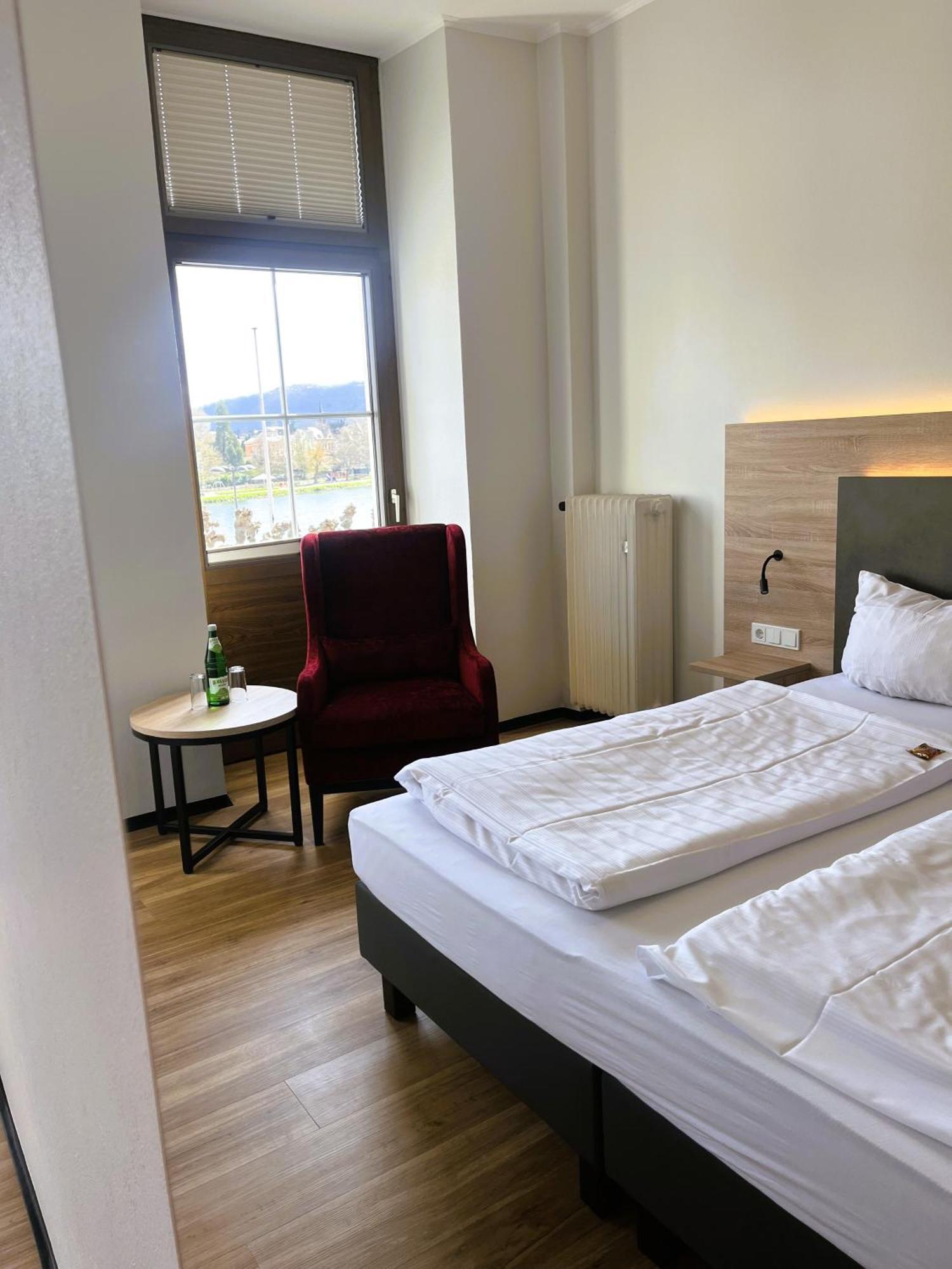 Moselhotel Roemischer Kaiser Bernkastel-Kues Bagian luar foto